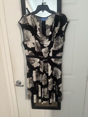 Simply Vera Vera Wang Black and White Floral Cowl Neck Midi Dress